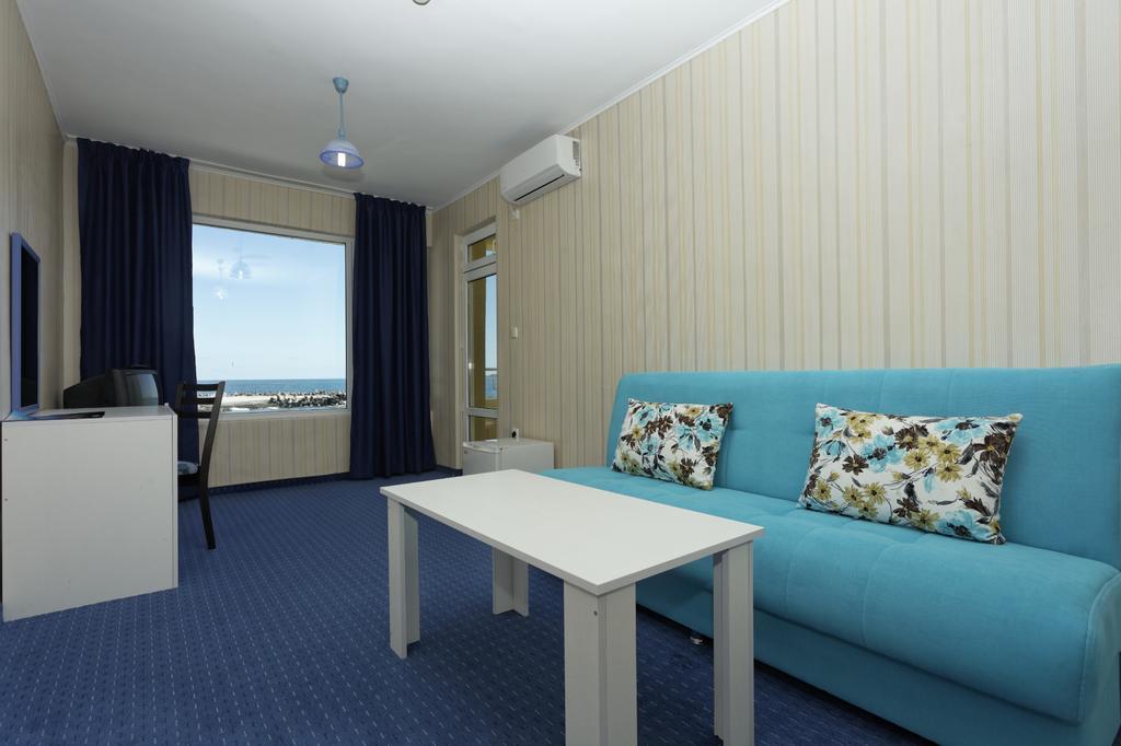 Hotel Marina كيتن الغرفة الصورة
