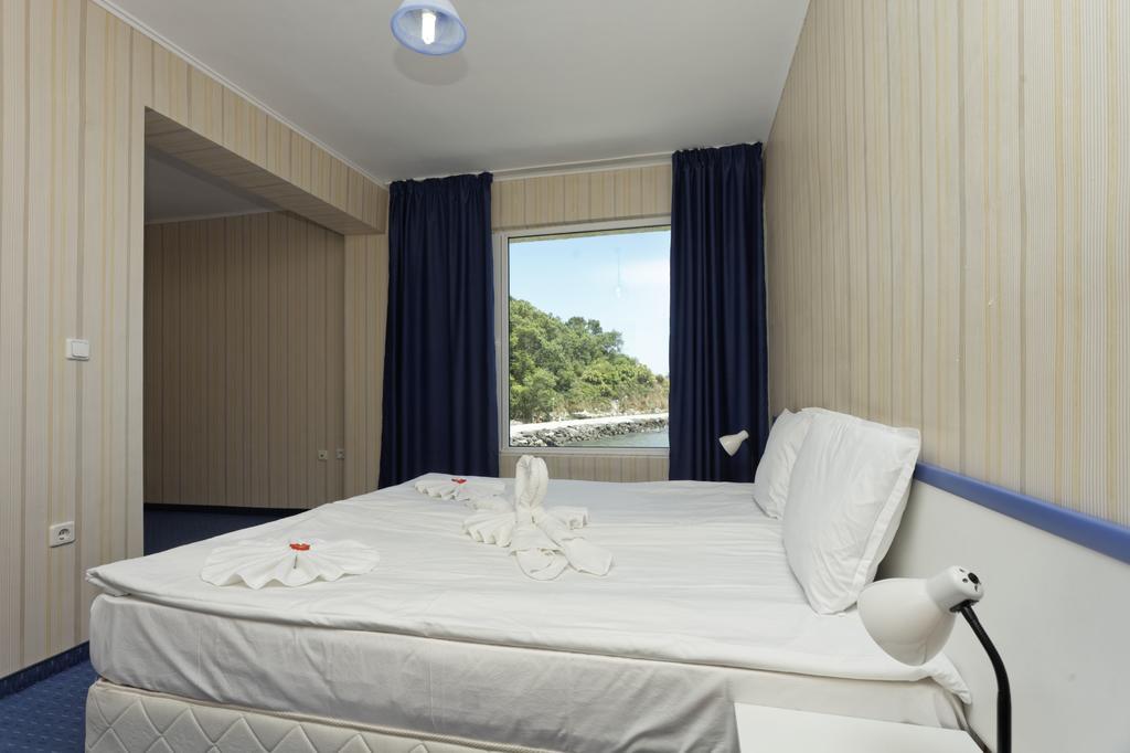 Hotel Marina كيتن الغرفة الصورة