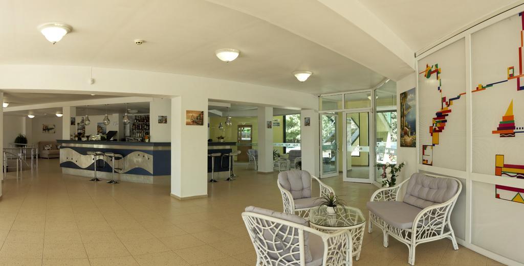 Hotel Marina كيتن المظهر الخارجي الصورة