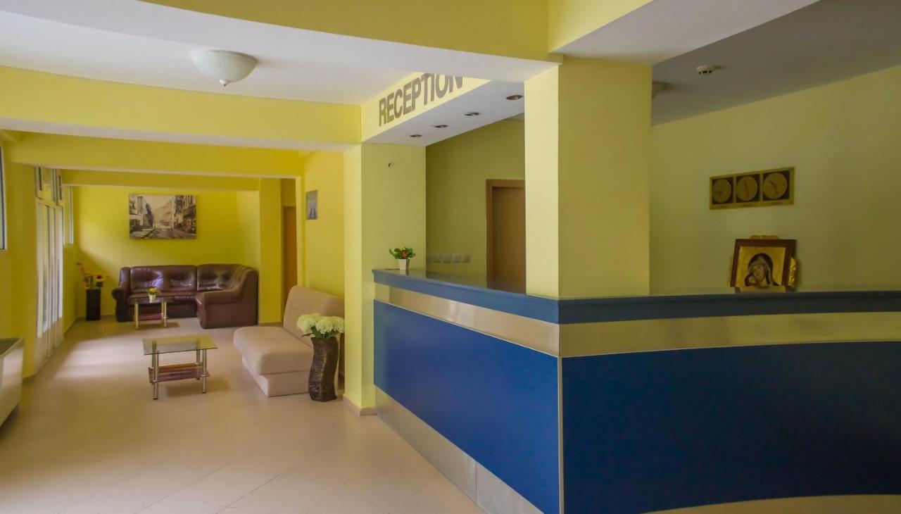 Hotel Marina كيتن المظهر الخارجي الصورة
